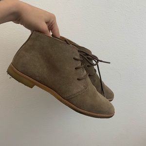 Clarks Original Suede Desert Boot (Ankle)
